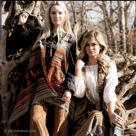 Last 1! Pashmina fringed Aztec print khaki vest - Picture 4 of 5